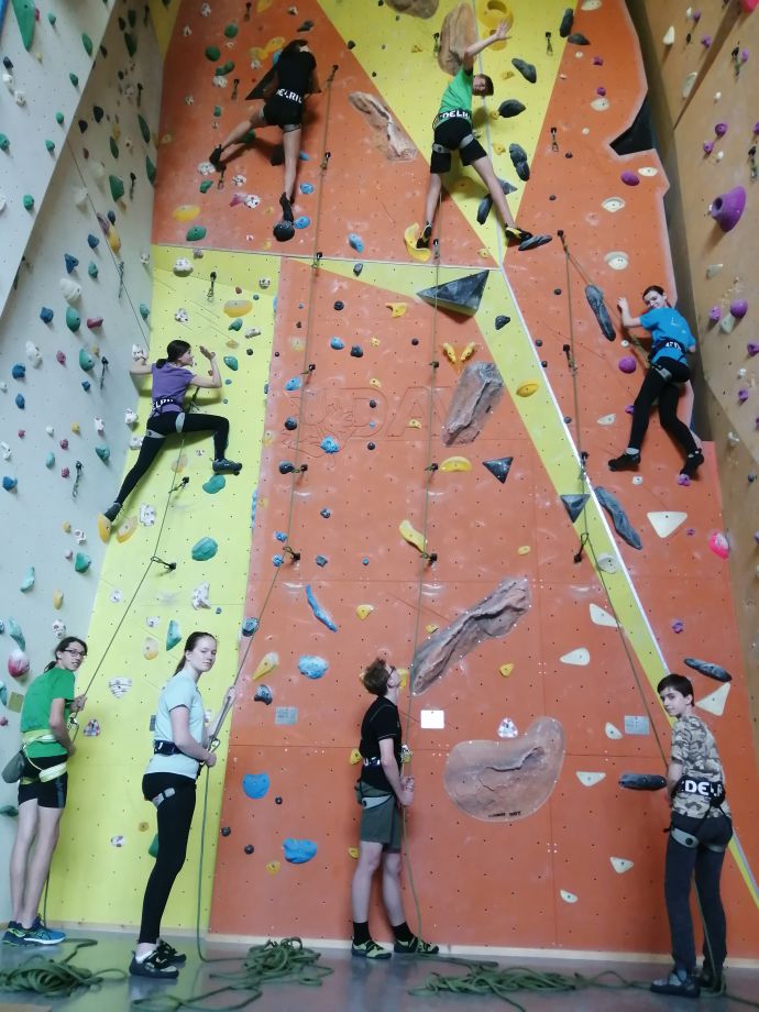 An der Kletterwand